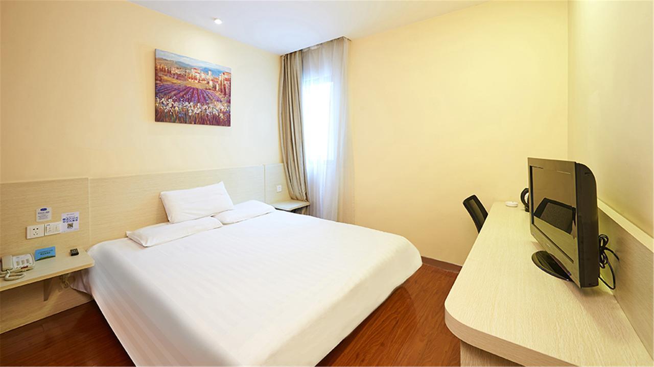 Hanting Express Kunming Yieryi Street Yunnan Normal University Branch Exterior photo